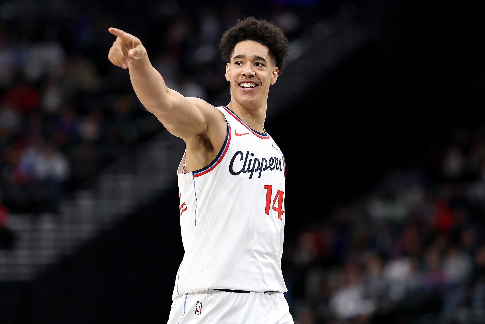 开云登录-卢：尼德豪泽的防守能改变比赛 他接下来需多投篮&amp;多参与挡拆外弹